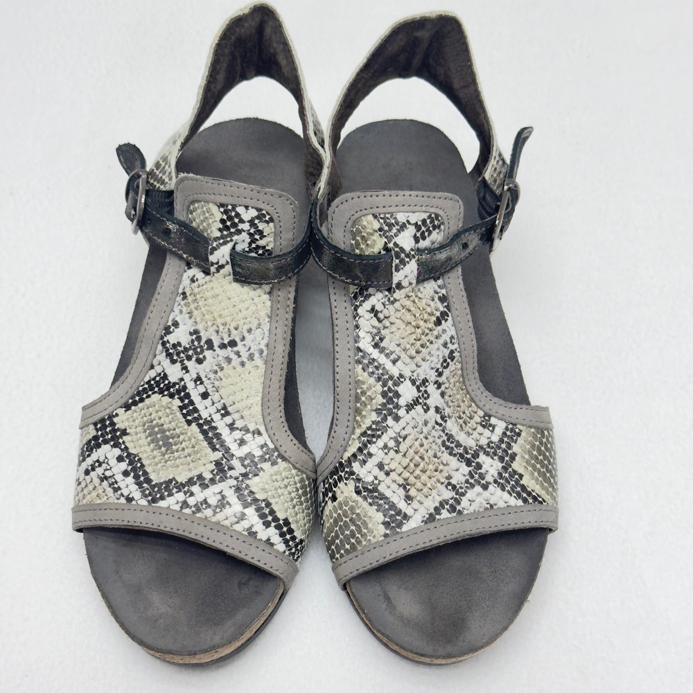 Naot Fiona Snakeskin Wedge Sandals Adjustable Buckle Cork Footbed Size 36/5.5 - Picture 9 of 9